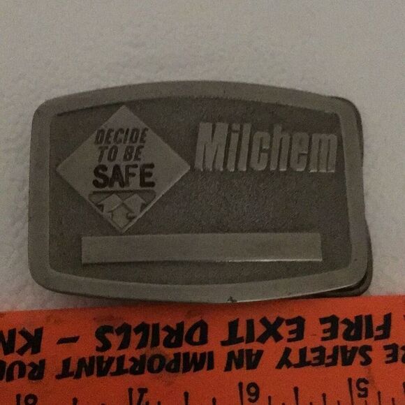 Vintage Decide to be safe Michelin tire belt buckle - Picture 1 of 3